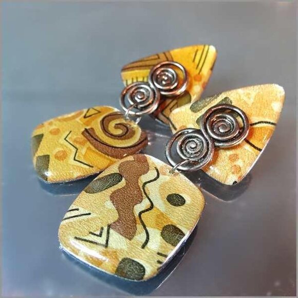 1980s Gold Modern Mosaic Dangle Vintage Pierced Earrings - Picture 4 of 5